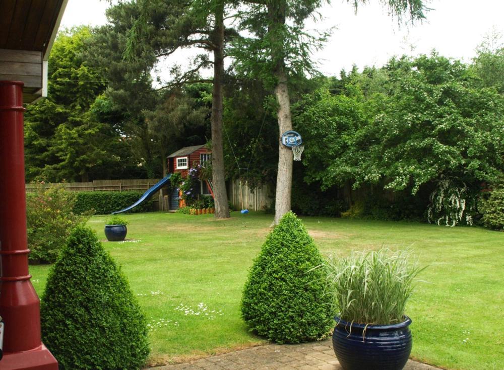 Surlingham Lodge Garden Cottage In Rspb Village Near Норвіч Екстер'єр фото